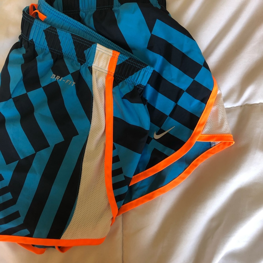 Nike dri-fit tempo running shorts!